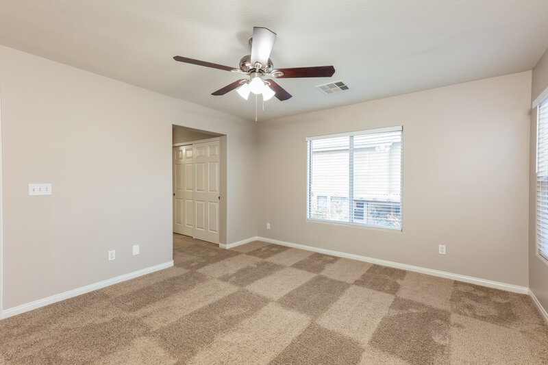 2,285/Mo, 8024 Aztec Basin Ave Las Vegas, NV 89131 Main Bedroom View 2