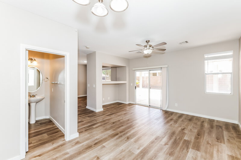 2,090/Mo, 111 Willow Dove Ave Las Vegas, NV 89123 Dining Room View