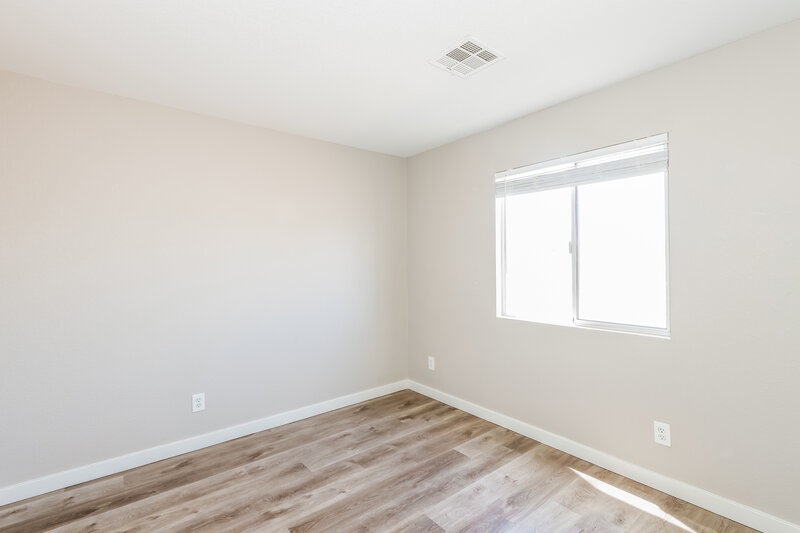 2,090/Mo, 111 Willow Dove Ave Las Vegas, NV 89123 Bedroom View 2