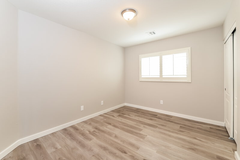 2,205/Mo, 33 Harbor Pines Ct Las Vegas, NV 89183 Bedroom View