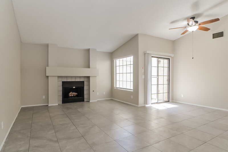 1,960/Mo, 2058 Waverly Cir Henderson, NV 89014 Living Room View