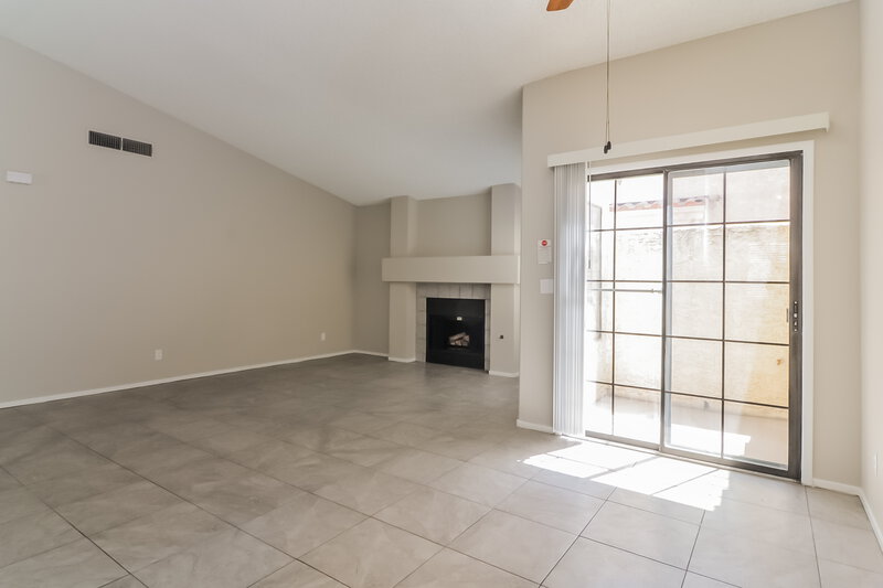 1,960/Mo, 2058 Waverly Cir Henderson, NV 89014 Living Room View 3