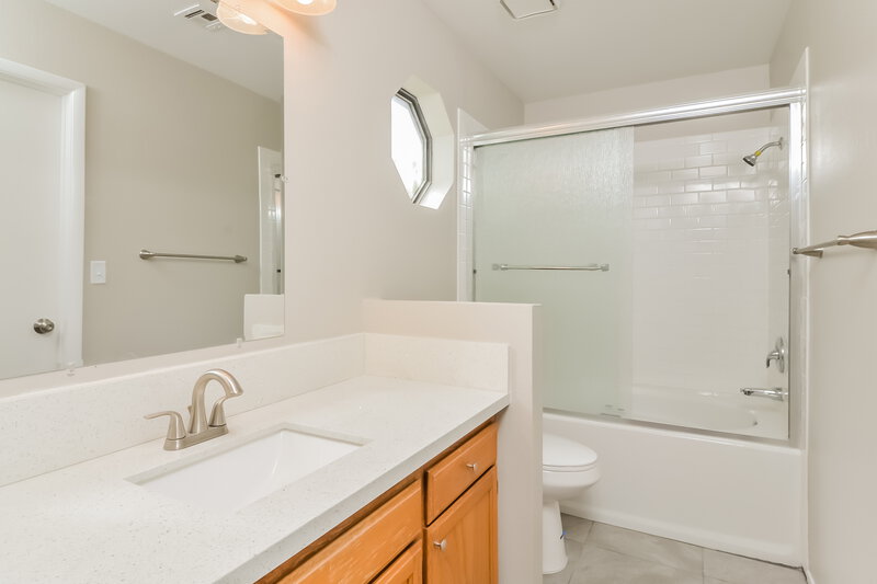 1,960/Mo, 2058 Waverly Cir Henderson, NV 89014 Bathroom View