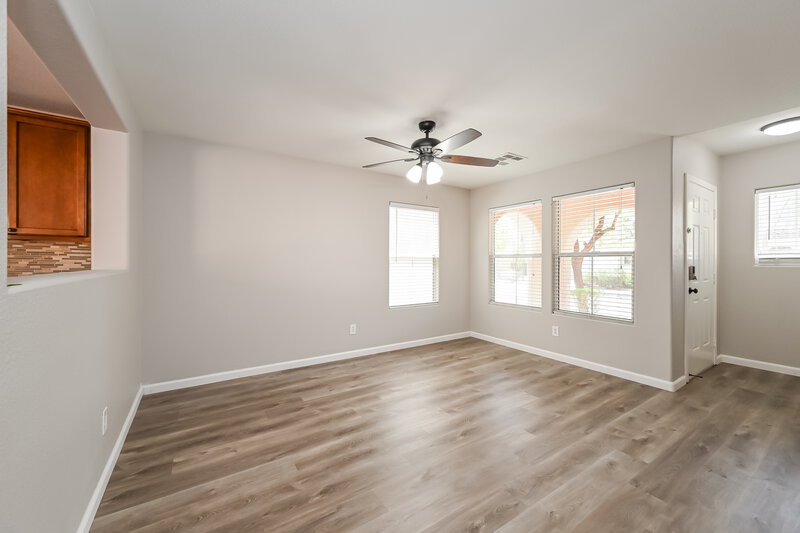 1,920/Mo, 7154 Temecula Valley Ave Las Vegas, NV 89179 Living Room View