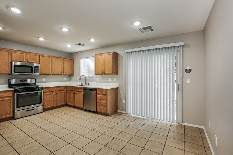 2,005/Mo, 9060 Starling Wing Pl Las Vegas, NV 89143 Kitchen View