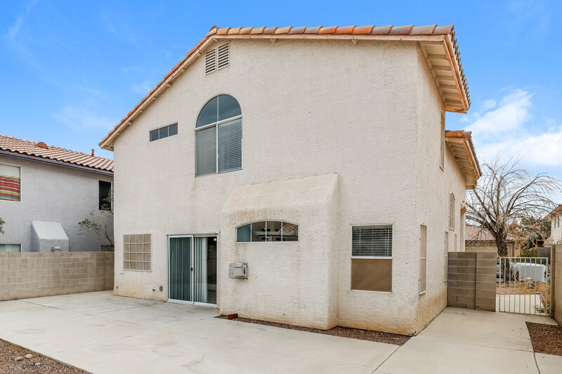1,965/Mo, 8110 Sundown Vista Ave Las Vegas, NV 89147 Rear View