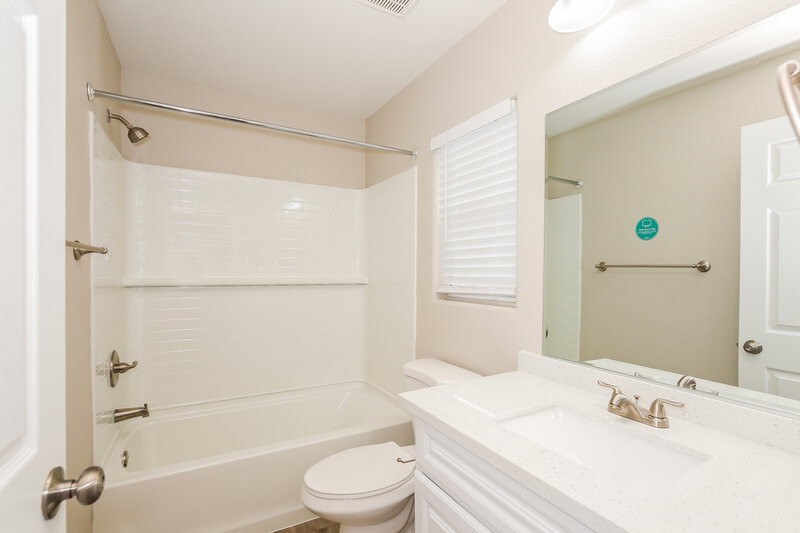 3,700/Mo, 2325 Cockatiel Dr North Las Vegas, NV 89084 Bathroom View