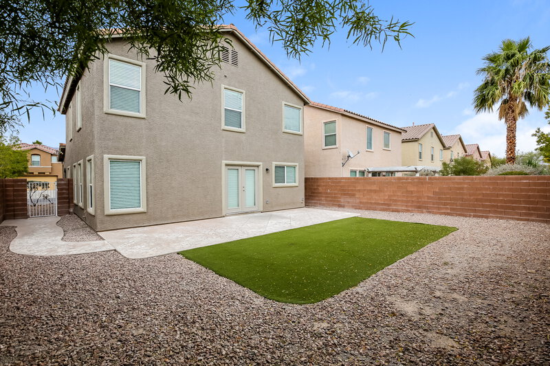 3,700/Mo, 2325 Cockatiel Dr North Las Vegas, NV 89084 Rear View