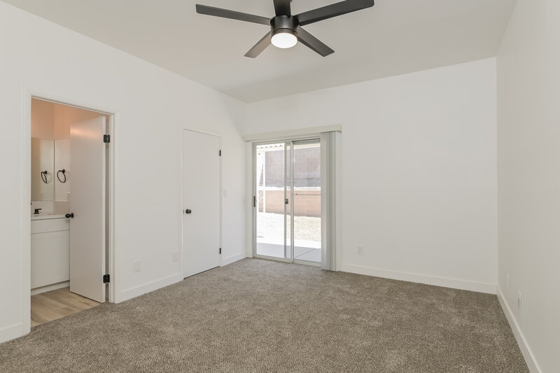 2,205/Mo, 459 Opal Dr Henderson, NV 89015 Main Bedroom View
