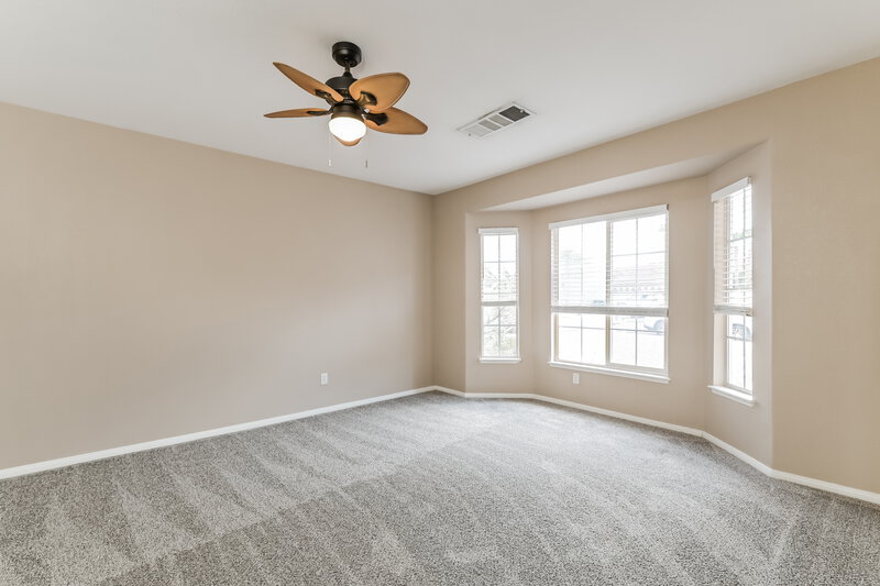 2,095/Mo, 334 Oak Canyon Dr Henderson, NV 89015 Office View