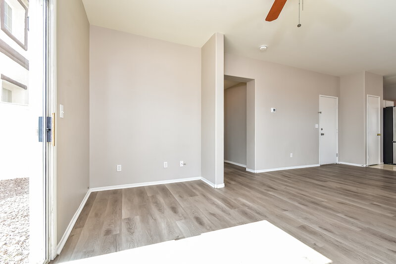 1,915/Mo, 5452 Pergola Ct North Las Vegas, NV 89031 Misc View 3