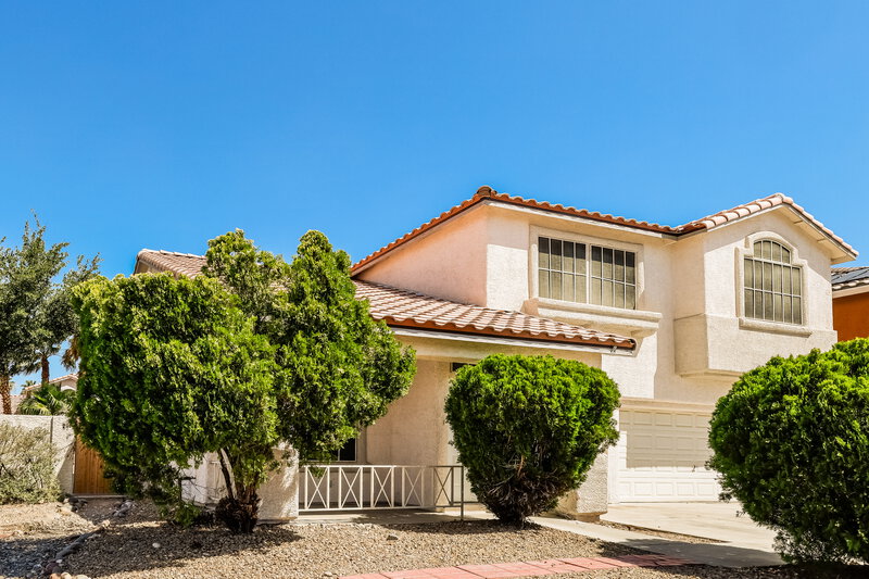 2,600/Mo, 6306 Wild Strawberry Ln Las Vegas, NV 89142 Front View