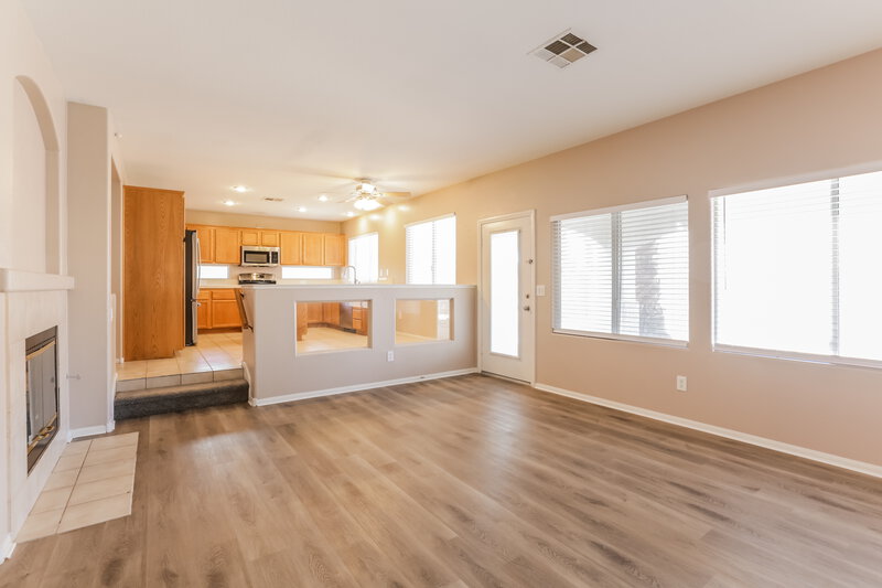 2,960/Mo, 6306 Wild Strawberry Ln Las Vegas, NV 89142 Living Room View