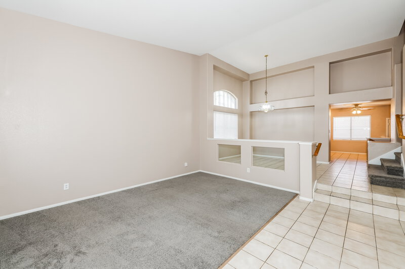 2,600/Mo, 6306 Wild Strawberry Ln Las Vegas, NV 89142 Living Room View