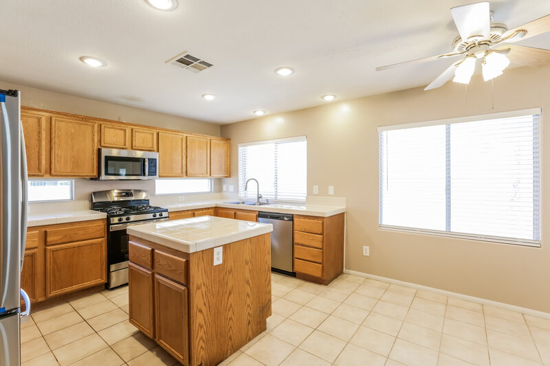 2,960/Mo, 6306 Wild Strawberry Ln Las Vegas, NV 89142 Breakfast Nook View