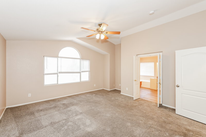2,600/Mo, 6306 Wild Strawberry Ln Las Vegas, NV 89142 Main Bedroom View