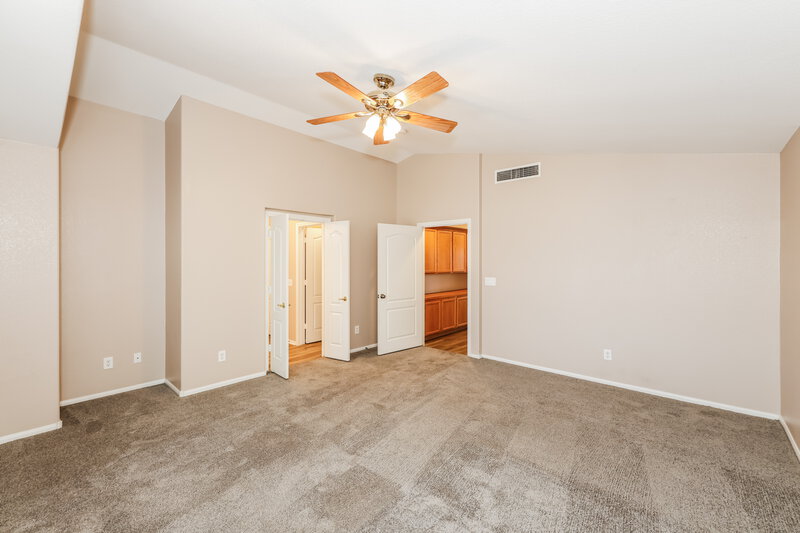 2,600/Mo, 6306 Wild Strawberry Ln Las Vegas, NV 89142 Main Bedroom View 2