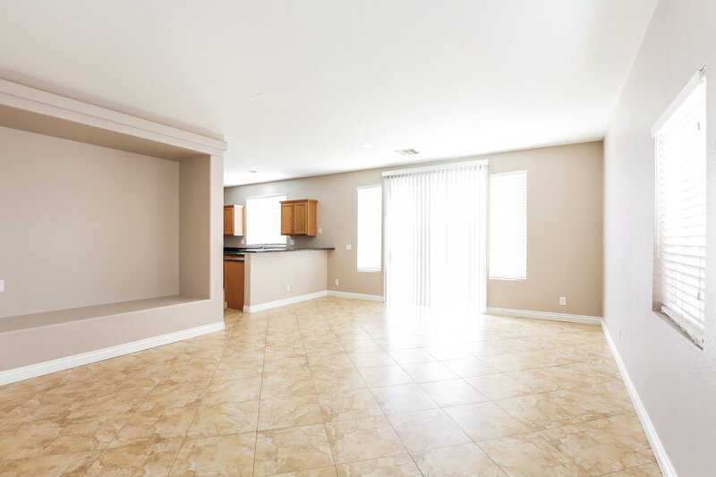 2,300/Mo, 4709 White Stork Dr North Las Vegas, NV 89084 Living Room View