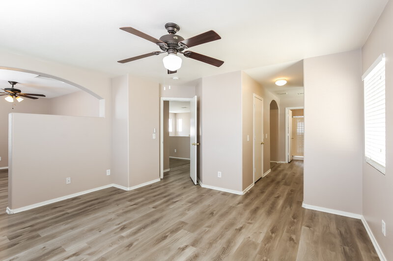 2,300/Mo, 4709 White Stork Dr North Las Vegas, NV 89084 Main Bedroom View 2