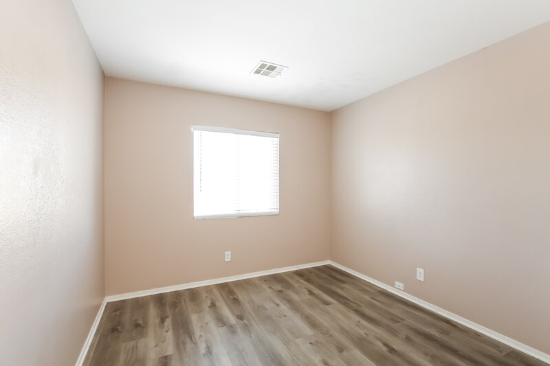 2,300/Mo, 4709 White Stork Dr North Las Vegas, NV 89084 Bedroom View 2