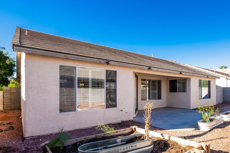 2,195/Mo, 5608 Rustic View Ct Las Vegas, NV 89131 Rear View