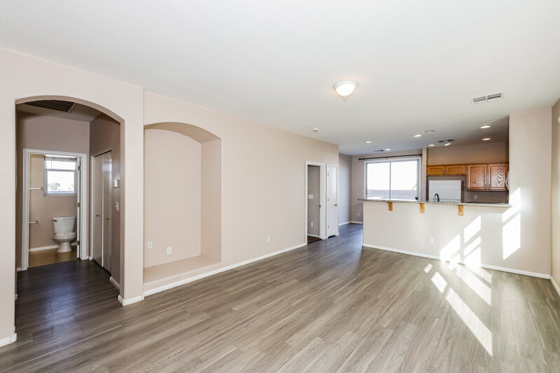 1,785/Mo, 548 Bayo Canyon Ct Henderson, NV 89015 Living Room View 2
