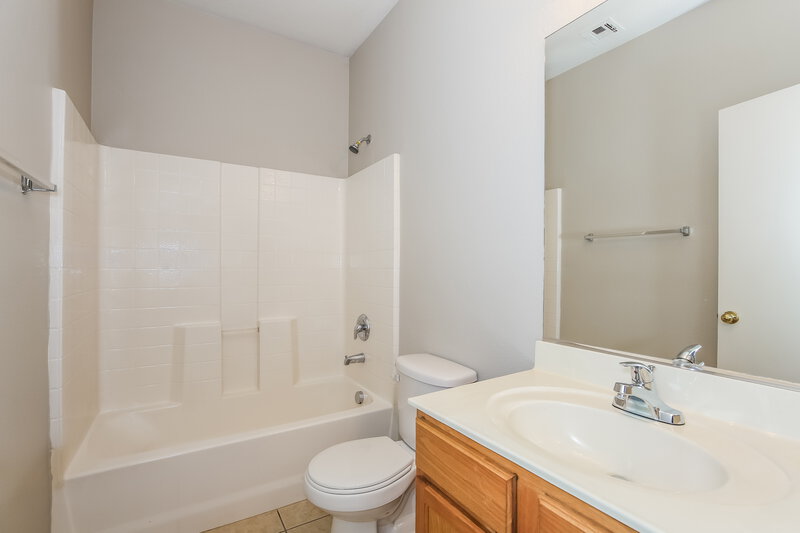 2,030/Mo, 332 Plum Horse Ave North Las Vegas, NV 89031 Bathroom View