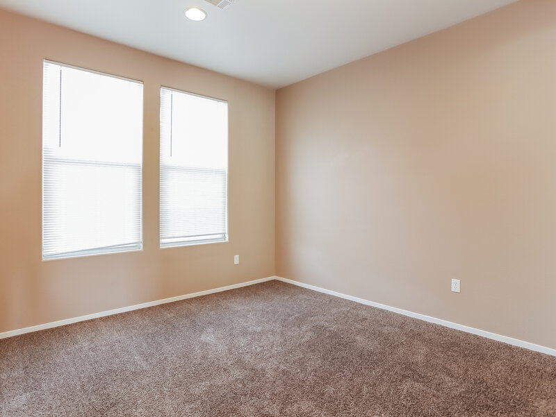 2,900/Mo, 1021 Equator Ave North Las Vegas, NV 89032 Bedroom View