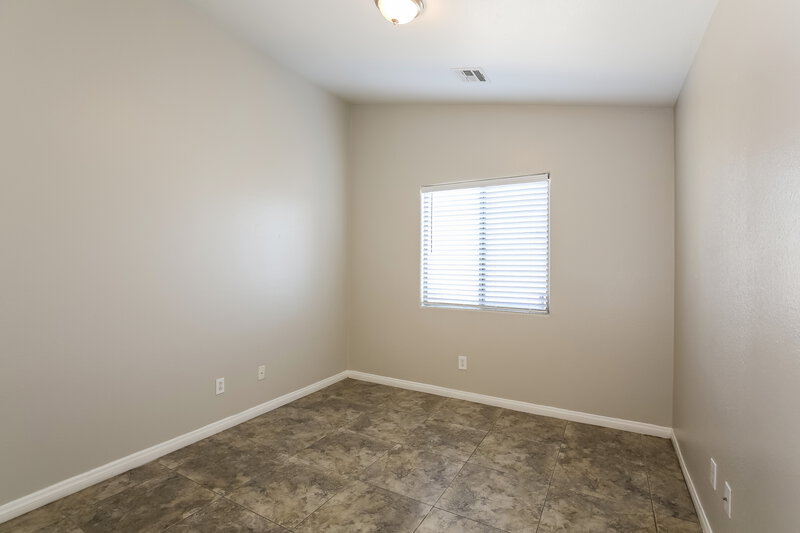 1,835/Mo, 120 Melon Aroma Ave North Las Vegas, NV 89031 Bedroom View 2