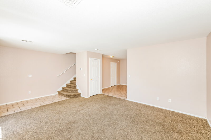 1,900/Mo, 5450 Mercantile St Las Vegas, NV 89118 Living Room View