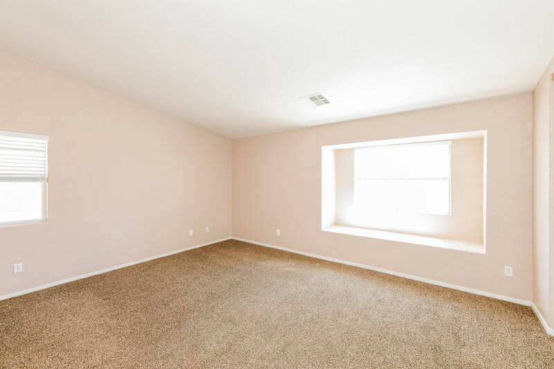 1,900/Mo, 5450 Mercantile St Las Vegas, NV 89118 Main Bedroom View