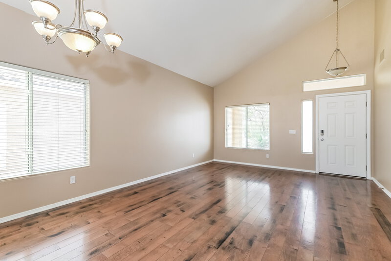 1,890/Mo, 6332 Legend Falls St North Las Vegas, NV 89081 Dining Room View