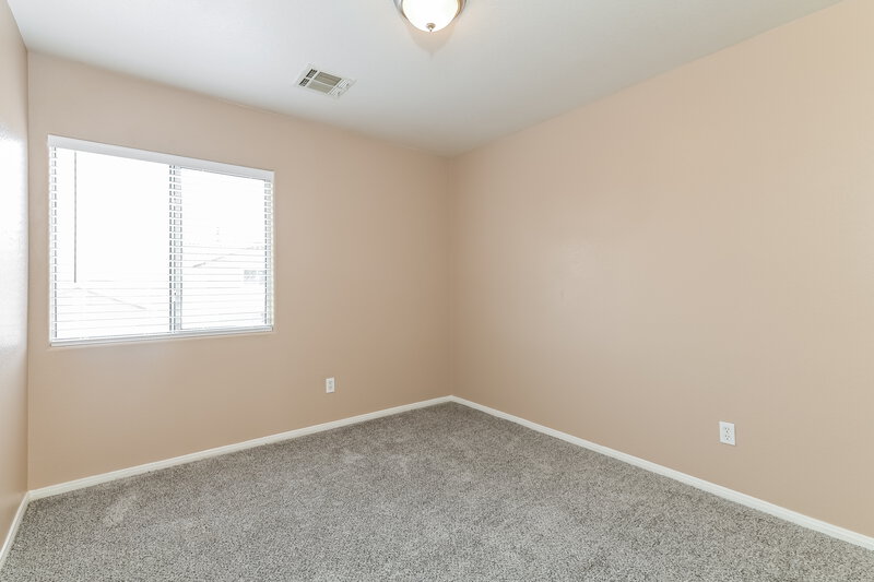 1,890/Mo, 6332 Legend Falls St North Las Vegas, NV 89081 Bedroom View 2