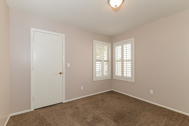 1,955/Mo, 6125 Wild Berry Dr Las Vegas, NV 89142 Bedroom View