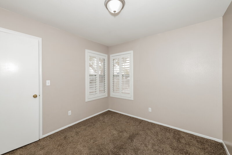 1,765/Mo, 6125 Wild Berry Dr Las Vegas, NV 89142 Bedroom View 2