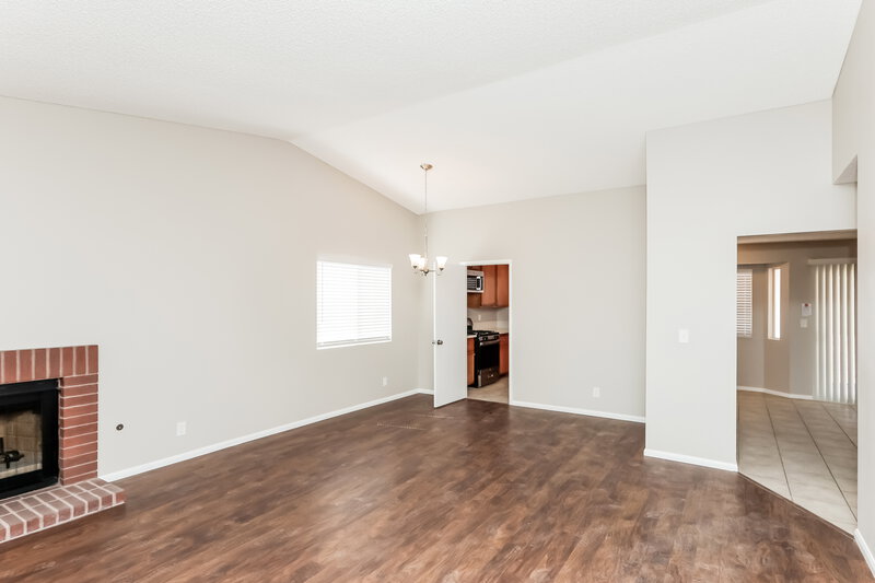 2,135/Mo, 4259 Hebron Dr Las Vegas, NV 89147 Living Room View 2