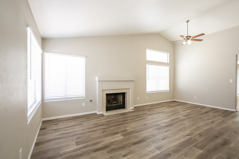 1,785/Mo, 1623 Walingwood Dr North Las Vegas, NV 89031 Living Room View 2