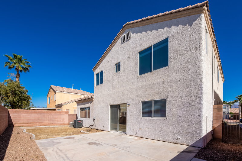 2,195/Mo, 2205 Royal Caribbean Ave North Las Vegas, NV 89031 Rear View