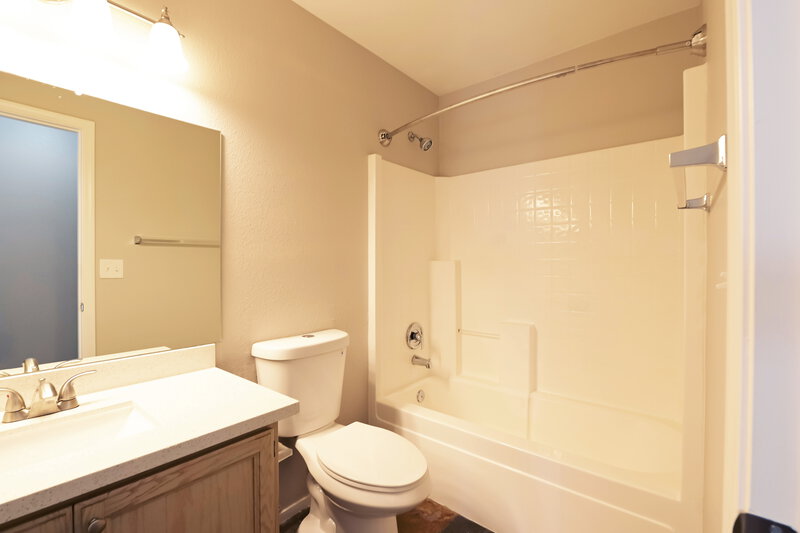 2,025/Mo, 127 Montesol Dr Henderson, NV 89012 Bathroom View