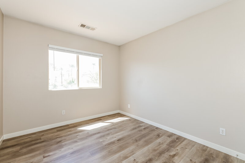2,275/Mo, 951 Ostrich Fern Ct Las Vegas, NV 89183 Bedroom View 2