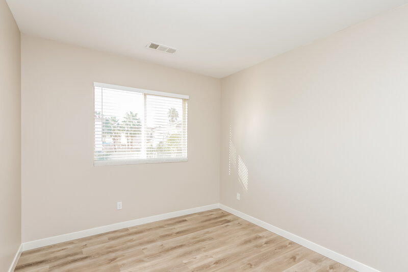 2,345/Mo, 951 Ostrich Fern Ct Las Vegas, NV 89183 Bedroom View 3