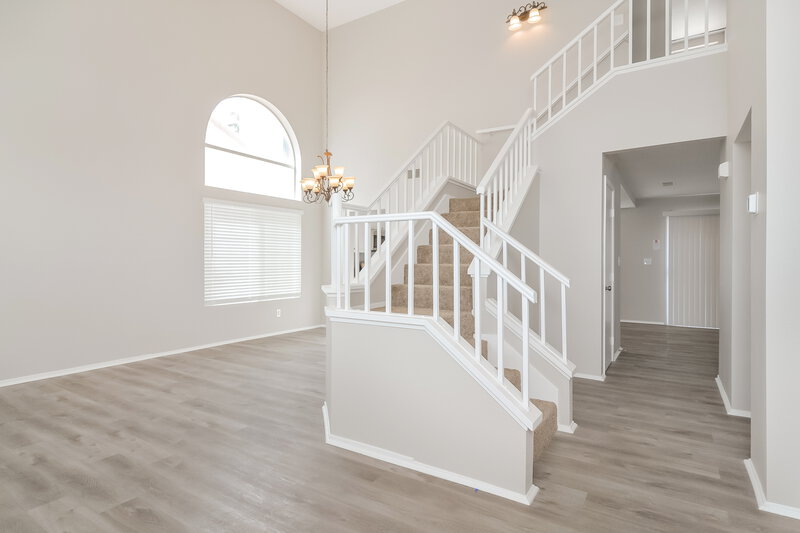 2,115/Mo, 1556 Bent Arrow Dr North Las Vegas, NV 89031 Foyer View