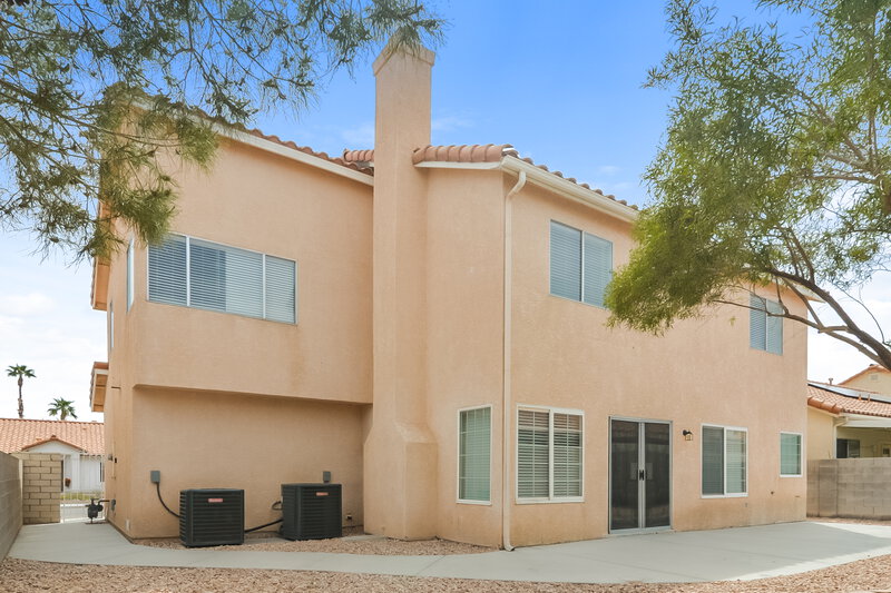2,115/Mo, 1556 Bent Arrow Dr North Las Vegas, NV 89031 Rear View