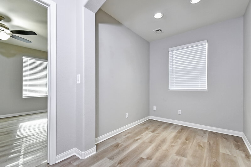 2,245/Mo, 7620 Ambersnail St Las Vegas, NV 89139 Misc View 14