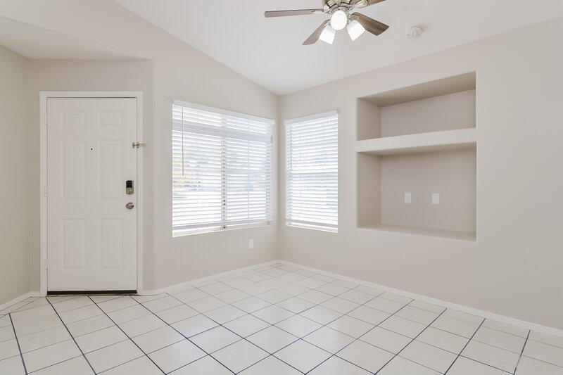 1,795/Mo, 5439 Beaverhead Dr Las Vegas, NV 89120 Living Room View 2