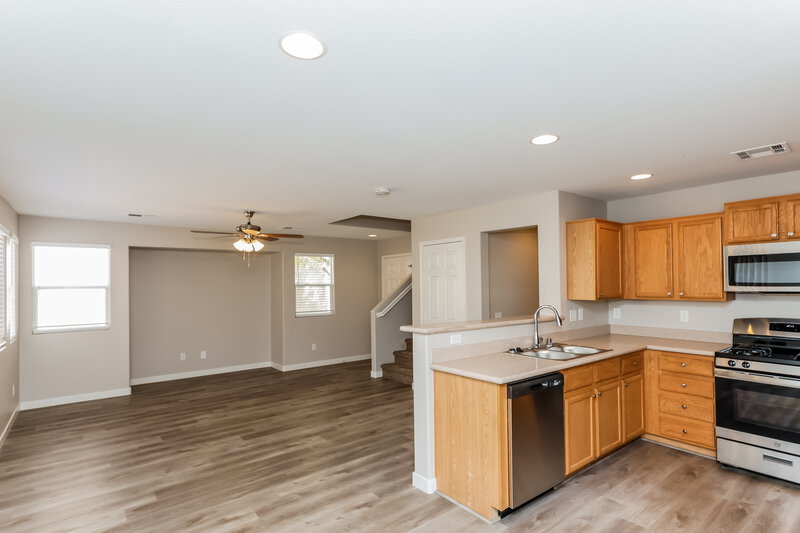 1,990/Mo, 979 Monte de Oro Ave Las Vegas, NV 89183 Dining Room View