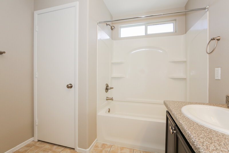 3,610/Mo, 5308 Welch Valley Ave Las Vegas, NV 89131 Bathroom View
