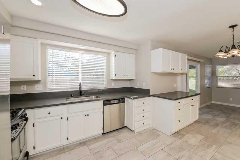 2,335/Mo, 2168 Eaglecloud Dr Henderson, NV 89074 Kitchen View 2