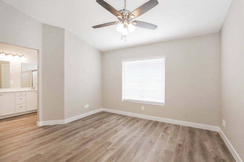 1,995/Mo, 4421 Ivory Jade Ave North Las Vegas, NV 89031 Main Bedroom View