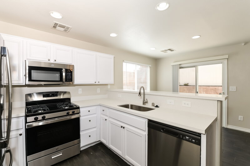 2,035/Mo, 8277 New Leaf Ave Las Vegas, NV 89131 Kitchen View 2